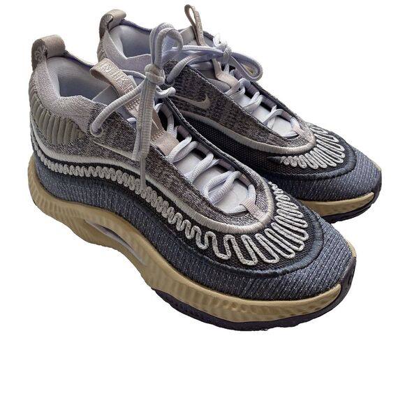 Nike Cosmic Unity 3‎ Basketball Shoes 